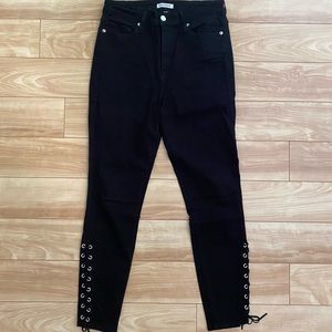 Good American Lace up jean